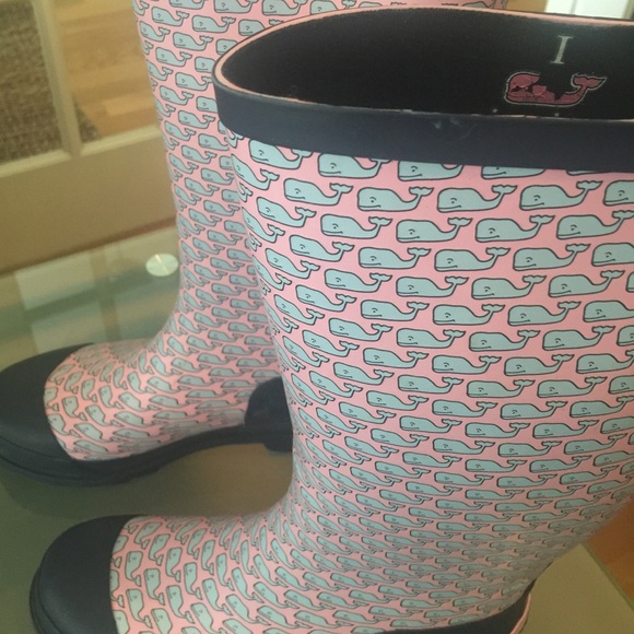 Vineyard Vines size 7, whale rain boots VGC - Picture 7 of 8